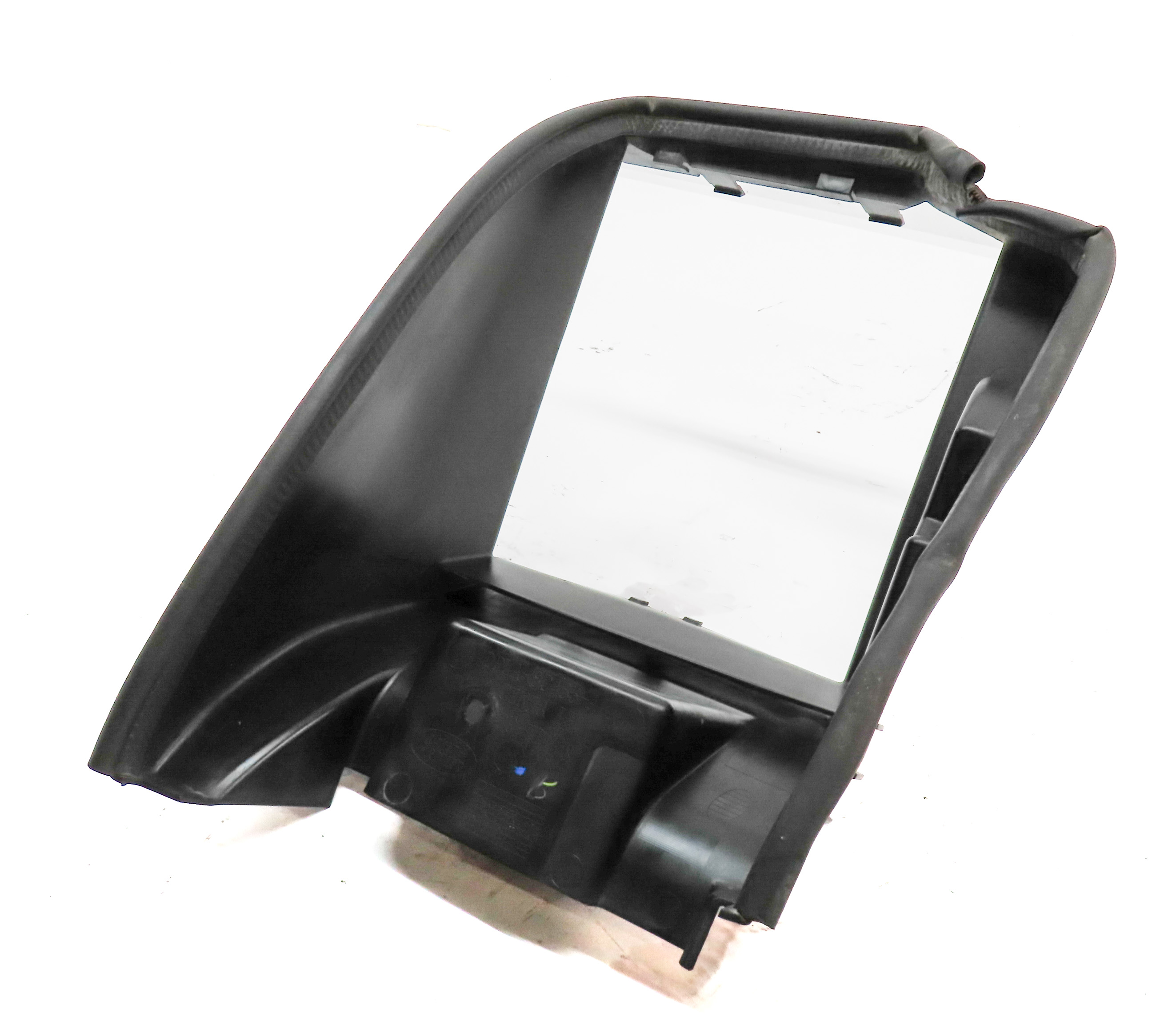 2016 RANGE ROVER SPORT (L494) 3.0L DIESEL ENGINE LEFT AUXILIARY RADIATOR SHROUD — exact item pictured